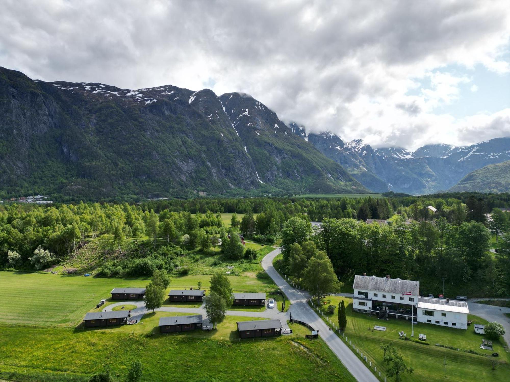 Andalsnes Hytteutleie ภายนอก รูปภาพ